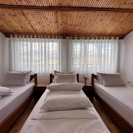 Zholi Casa de hóspedes